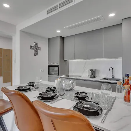 Todalmatia Seafront *